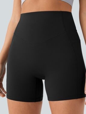 Halara High Waisted Ultra Sculpt Butt Scrunch Lift Biker Shorts 3 Inch Size S